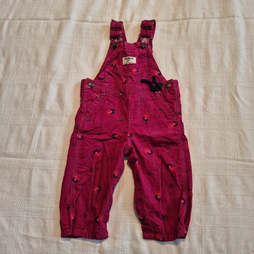 Oshkosh girls 9 months fuchsia floral print with sparkle diamond shape overalls